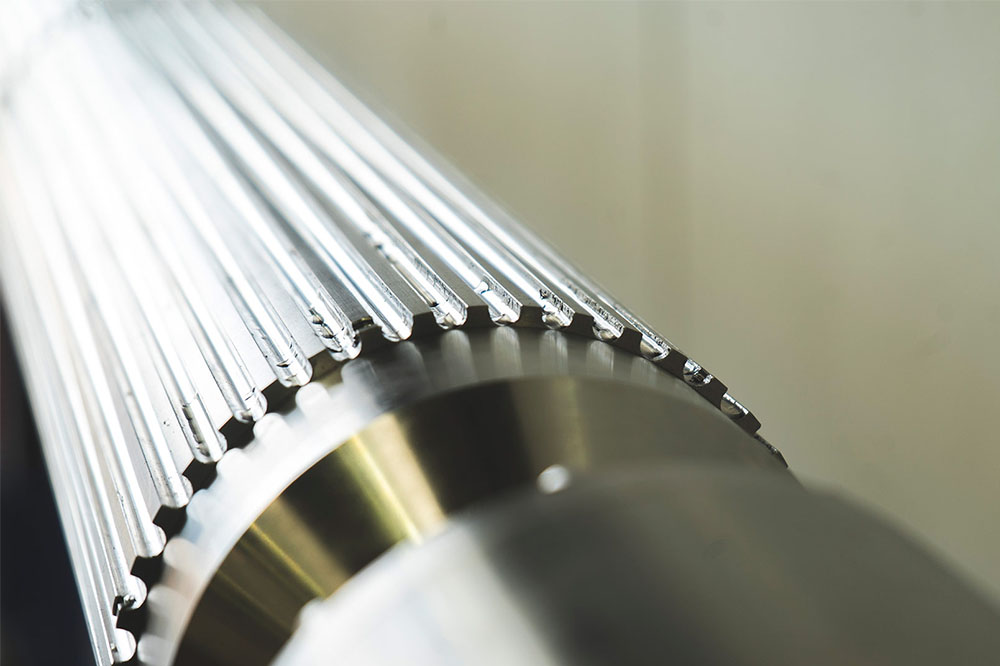 Thor 1000 side view of a metal contraption by Cavitas Energy